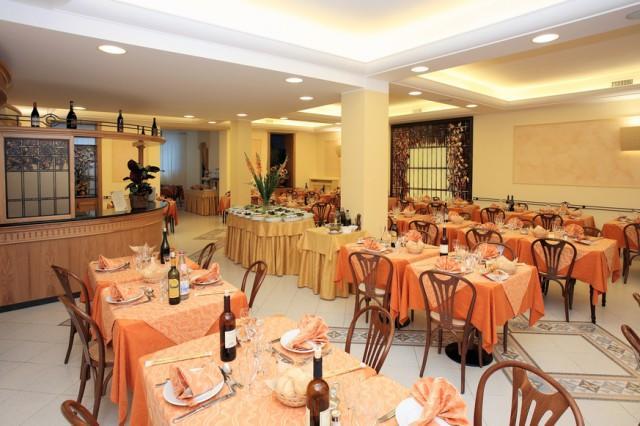 Albergo Vittoria Salsomaggiore Terme Εξωτερικό φωτογραφία
