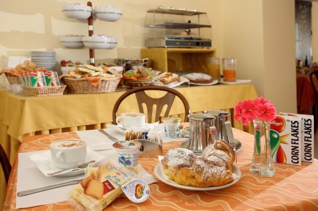 Albergo Vittoria Salsomaggiore Terme Εξωτερικό φωτογραφία